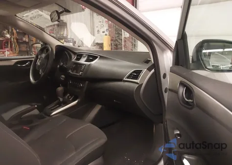 2018 Nissan Sentra S из США, поврежденный, VIN 3N1AB7AP5JY299160